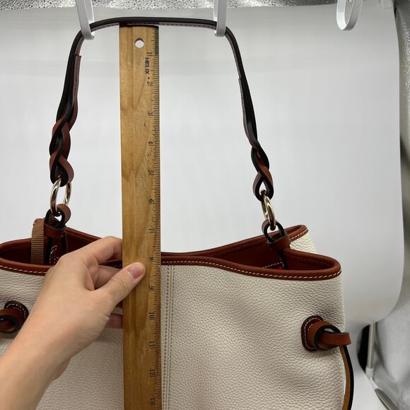 Dooney & Bourke Pebble Leather Maurizia Twist Strap Hobo White - Picture 6 of 16